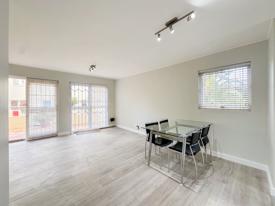 To Let 1 Bedroom Property for Rent in Sea Point Western Cape